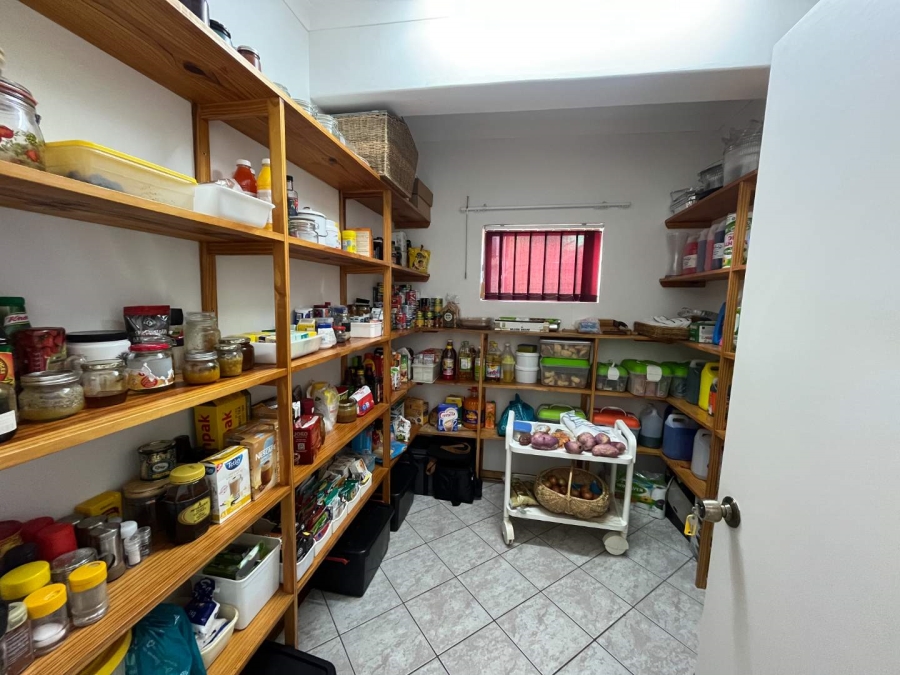 4 Bedroom Property for Sale in Keidebees Northern Cape